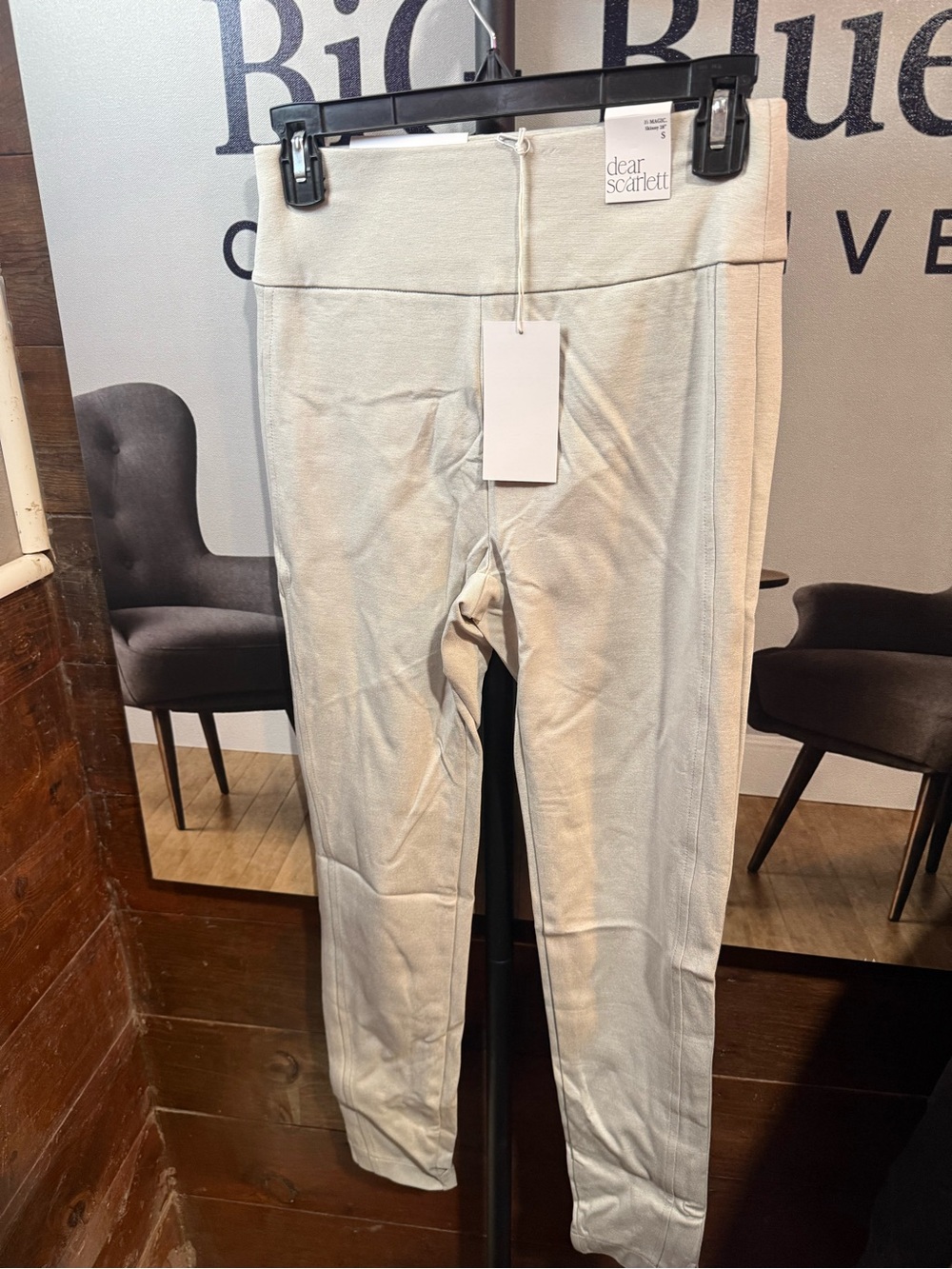 Light Gray Women's Blazer Jacket and pants. Casual 2 piece - Picture 6 of 11